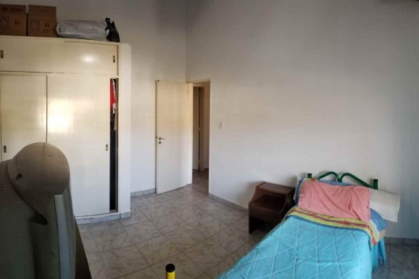 Casa 4 habitaciones dormitorios Villa Carlos Paz cerca del centro y a 100m del rio