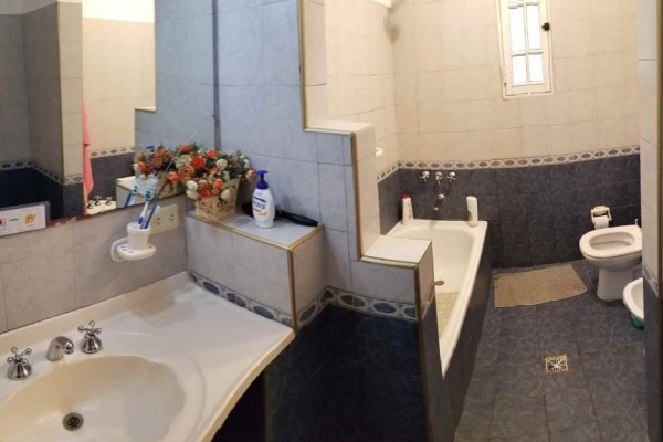 Casa 4 habitaciones dormitorios Villa Carlos Paz cerca del centro y a 100m del rio