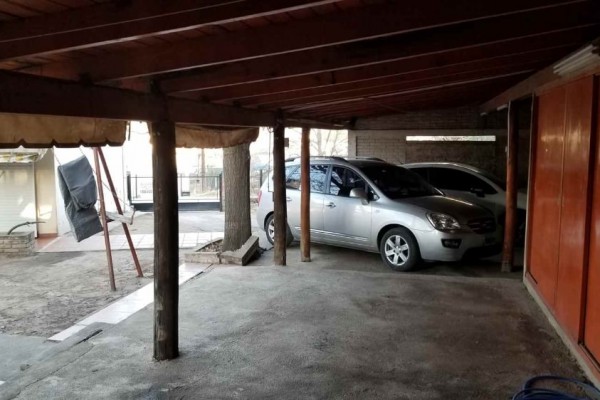Casa 4 habitaciones dormitorios Villa Carlos Paz cerca del centro y a 100m del rio