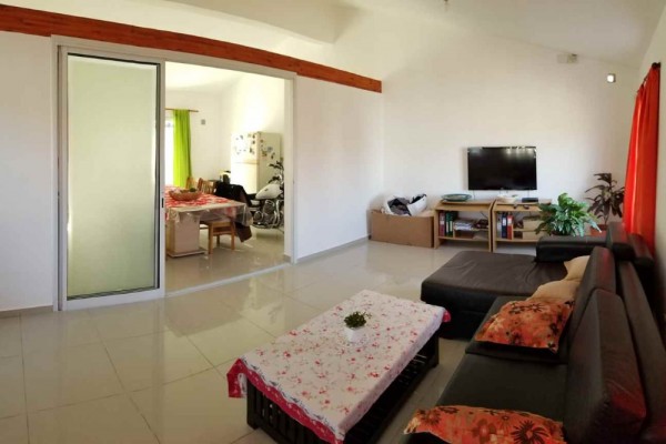 Casa 4 habitaciones dormitorios Villa Carlos Paz cerca del centro y a 100m del rio
