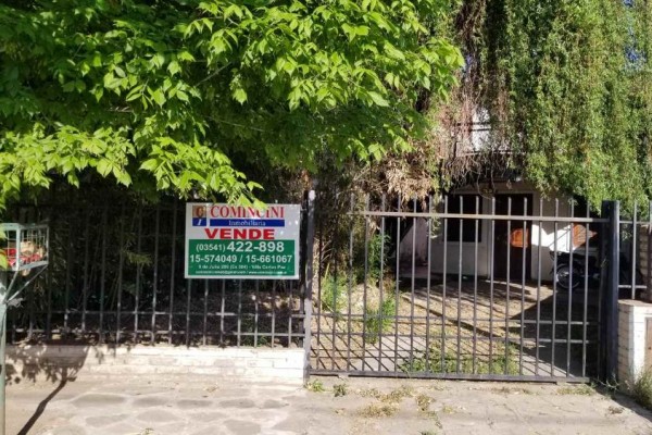 Complejo de 3 departamentos de 2 dormitorios cada uno centricos B° Villa Dominguez alta rentabilidad Oportunidad