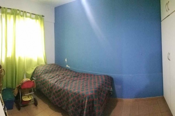 Casa centrica con departamento ideal para transformación para uso multiple comercial o profecional