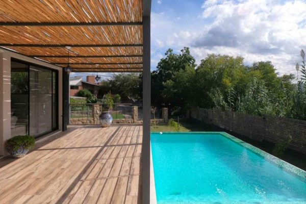 Villa Carlos Paz Villa del Lago Hermosa casa a estrenar detalles de categoria 3 dormitorios