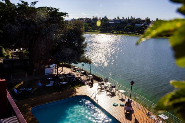 La mejor propiedad de Villa Carlos Paz - Hosteria El Siervo de Oro