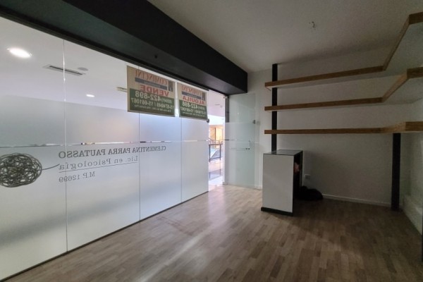 Local en Galería Melos en nivel intermedio Villa Carlos Paz