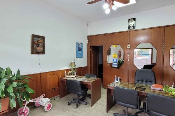 Amplio Local Sobre Colectora Av. San Martin ex Inmobiliaria Picatto
