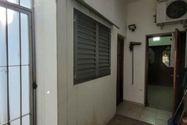 Amplio Local Sobre Colectora Av. San Martin ex Inmobiliaria Picatto