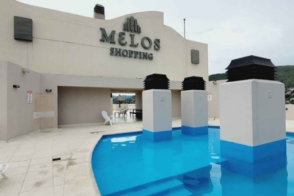 Hermoso departamento muy amplio de 1 dormitorio para 2/3 personas edificio Melos Carlos Paz