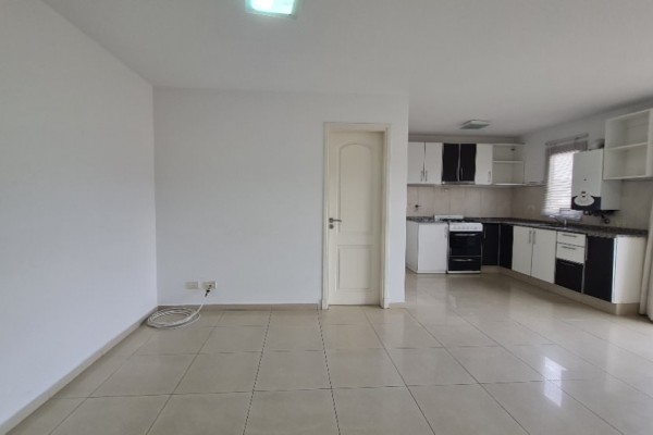 HERMOSO DEPARTAMENTO EN VENTA 2 DORMITORIOS - 2 BAÑOS Y HERMOSA VISTA AL RIO. EDIFICIO TORRE SERENA