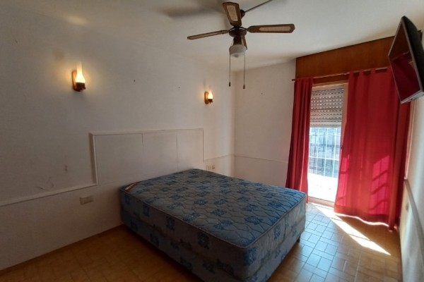 CASA EN VENTA - 3 DORMITORIOS - EXELENTE UBICACION CON RAPIDA SALIDA A LA AUTOPISTA 