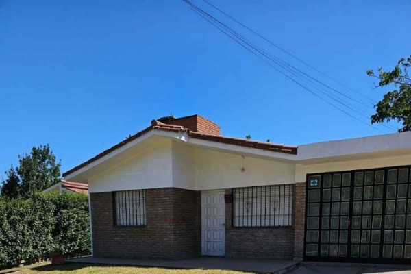 casa empalme villa santa cruz del lago