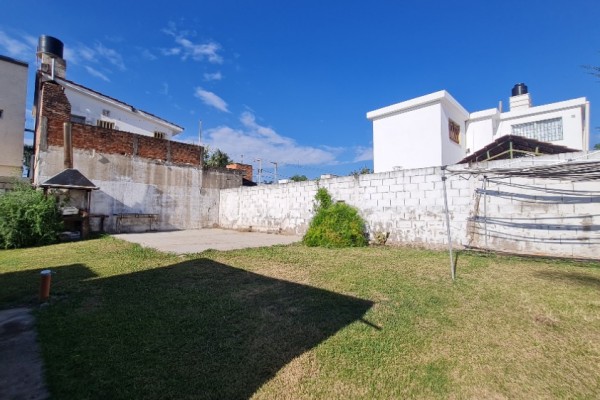 Hermosa casa sol y lago