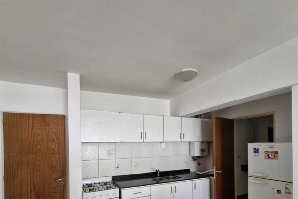 DEPARTAMENTO 1 DORMITORIO ALQUILER ANUAL - Calle Los Artesanos CENTRO