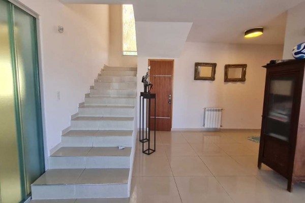 CASA EN VENTA BARRIO BECCIU