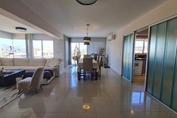 CASA EN VENTA BARRIO BECCIU