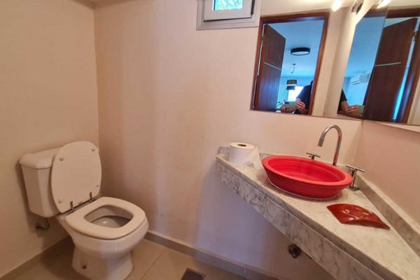 CASA EN VENTA BARRIO BECCIU