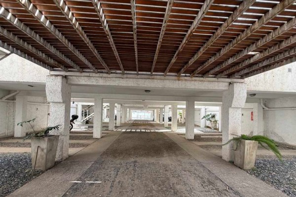 DEPARTAMENTO CON COCHERA - CALLE TUPUNGATO A 500 METROS DEL CENTRO DE VILLA CARLOS PAZ