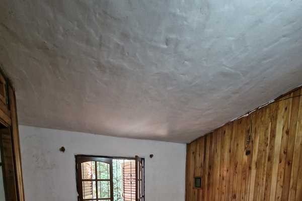 Casa 2 dormitorios con quincho y departamento de 1 dormitorio al fondo barrio Carlos Paz Sierras