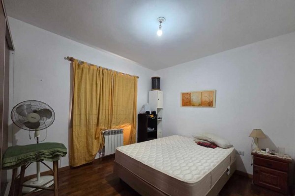 Casa zona Aerosilla muy lindas vistas 2 dormitorios, con mas Depto sin terminar