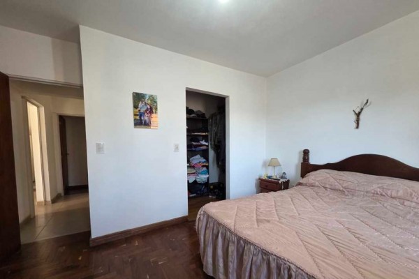 Casa zona Aerosilla muy lindas vistas 2 dormitorios, con mas Depto sin terminar
