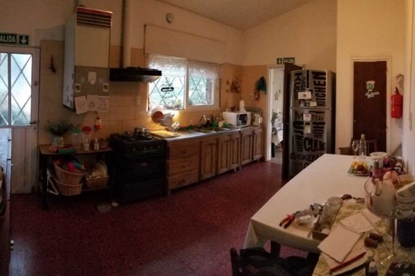 Oportunidad casona con amplio terreno ideal para subdividir 