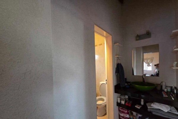 Casa de 2 dor con Hermoso departamento independiente en calle Alsina