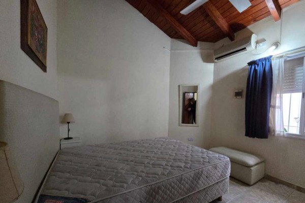 Oportunidad, edificio con 4 locales y 5 despartamentos venta en bloque 