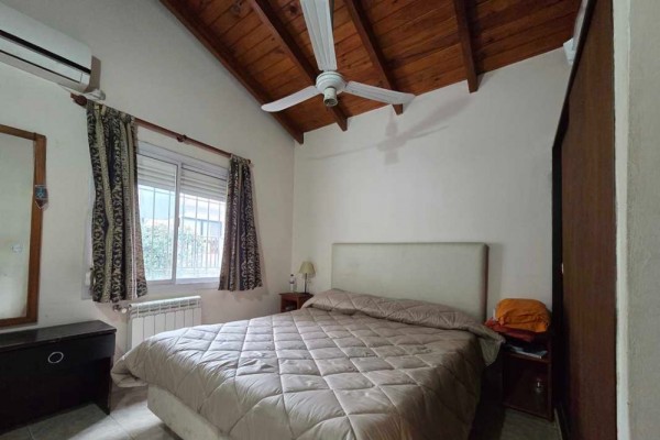 Oportunidad, edificio con 4 locales y 5 despartamentos venta en bloque 