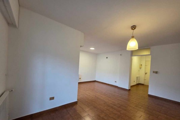 Edificio Del Lago A - 2 dormitorios, 2 baños, cochera, quincho