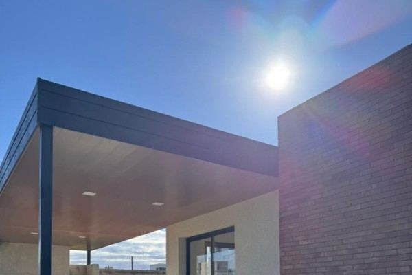 Hermosa casa de categoría Tejas 4 Malagueño 3 dormitorios con pileta excelente Renta