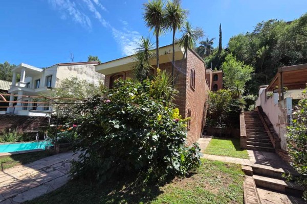 Oportunidad, Casa B° La cuesta 3 dorm, 3 baños, pileta