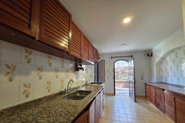 Oportunidad, Casa B° La cuesta 3 dorm, 3 baños, pileta