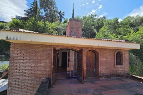 Oportunidad, Casa B° La cuesta 3 dorm, 3 baños, pileta