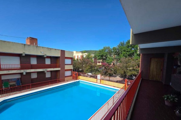 Hermoso Departamento 2 dormitorios, pileta y cochera