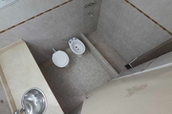 Hermoso Departamento 2 dormitorios, pileta y cochera