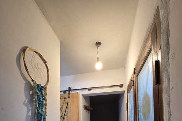 Estancia Vieja, 3 habitaciones, 1 baño, amplia cocina estar comedor, amplio parque