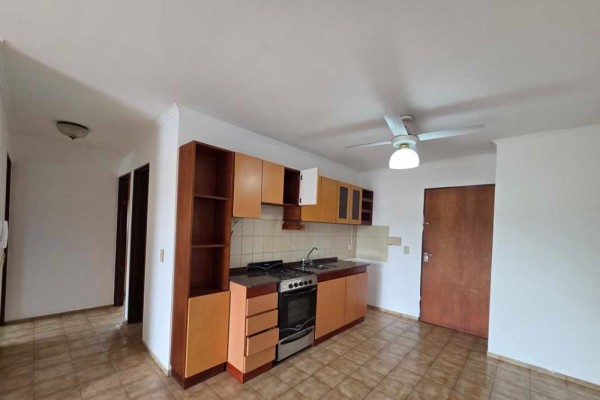 OPORTUNIDAD, Edificio Acuario II - 2 dormitorios, 2 baños (1 en suite), amplia cocina estar comedor, cochera, balcón terraza