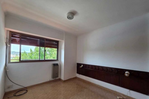 OPORTUNIDAD, Edificio Acuario II - 2 dormitorios, 2 baños (1 en suite), amplia cocina estar comedor, cochera, balcón terraza