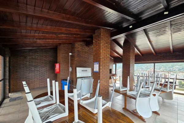 OPORTUNIDAD, Edificio Acuario II - 2 dormitorios, 2 baños (1 en suite), amplia cocina estar comedor, cochera, balcón terraza