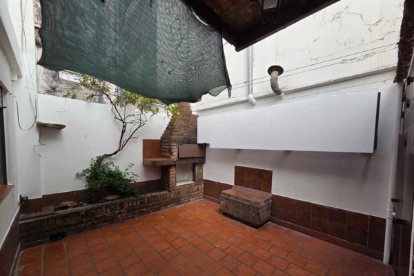 Hermoso Departamento céntrico 1 dormitorio amoblado a la calle con patio
