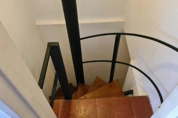 Importante casa en Villa Belgrano lote 2.183m2 y 547m2 edificados, 4 dormitorios, 5 baños 