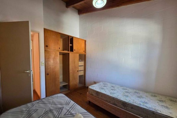 Duplex complejo  Los Cerezos, 2 dormitorios, patio, cochera, complejo con pileta, 