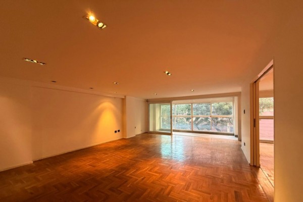Hermso piso en Nueva Cordoba, 3 dormitorios, living comedor, cocina moderna