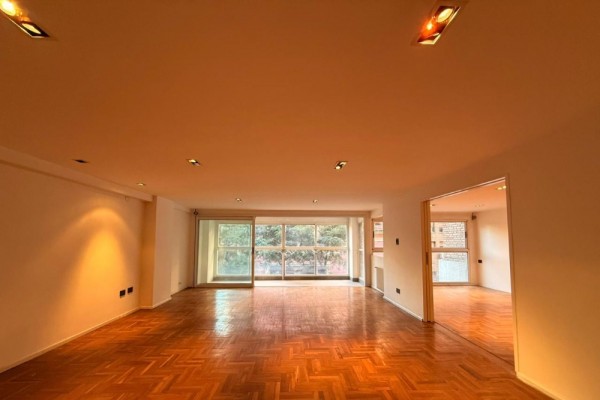 Hermso piso en Nueva Cordoba, 3 dormitorios, living comedor, cocina moderna