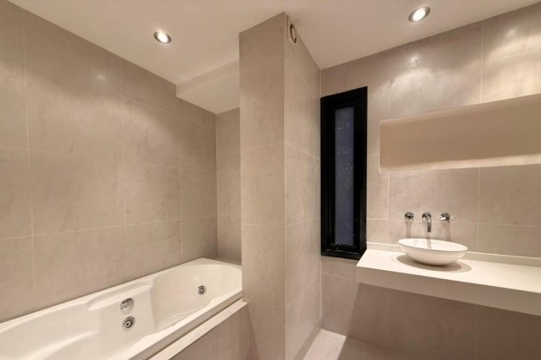 Hermso piso en Nueva Cordoba, 3 dormitorios, living comedor, cocina moderna