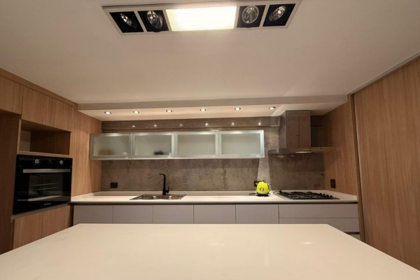 Hermso piso en Nueva Cordoba, 3 dormitorios, living comedor, cocina moderna