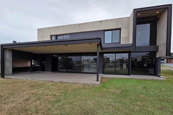 La Arbolada - Malagueño - Hermosa casa a estrenar