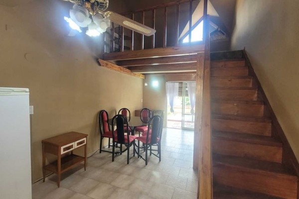Muy lindo Duplex 1 dormitorio, con balcón terraza frente a la costanera Oeste, a pocos mentros del puente central